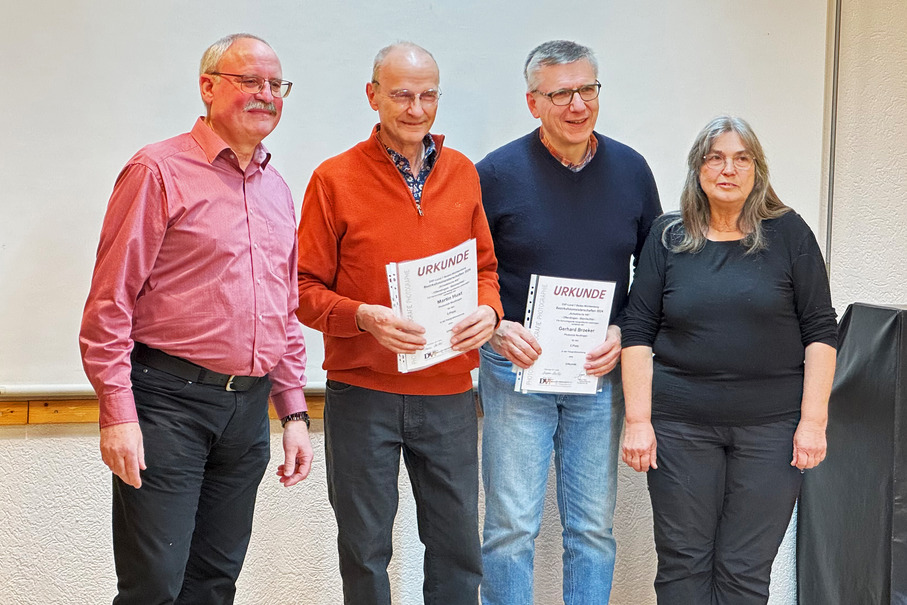 von links – Bezirksleiter Siegmar Riede mit den Bezirksvizemeistern Martin Hust, Gerhard Bröker und Marion Müller